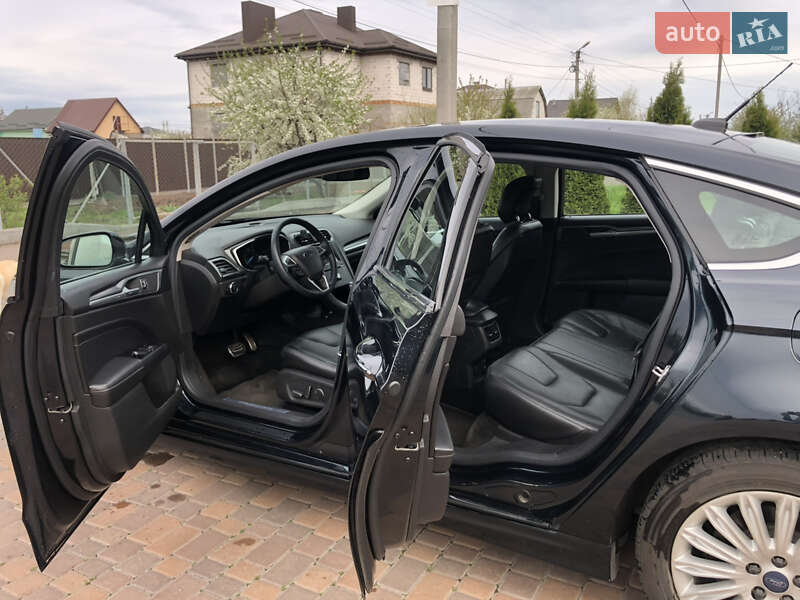 Седан Ford Fusion 2014 в Черкасах