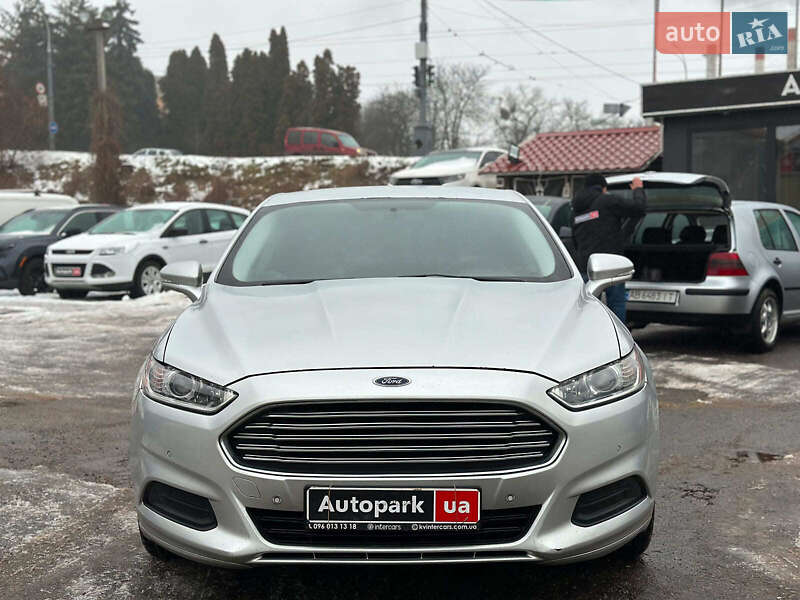 Седан Ford Fusion 2015 в Вінниці фото 2 Седан Ford Fusion 2015 в Вінниці