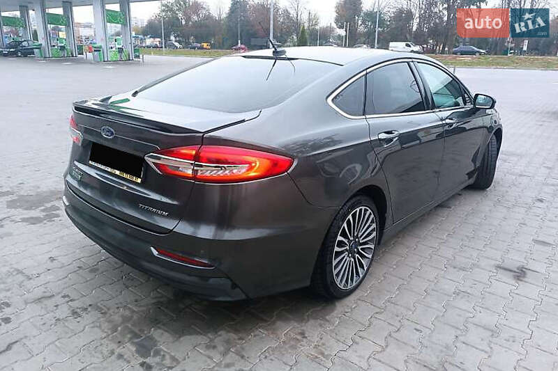 Седан Ford Fusion 2019 в Киеве