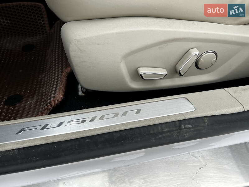 Седан Ford Fusion 2016 в Києві