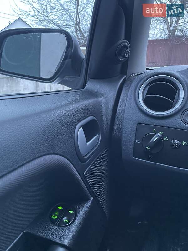 Хэтчбек Ford Fusion 2008 в Виннице фото 88 Хэтчбек Ford Fusion 2008 в Виннице