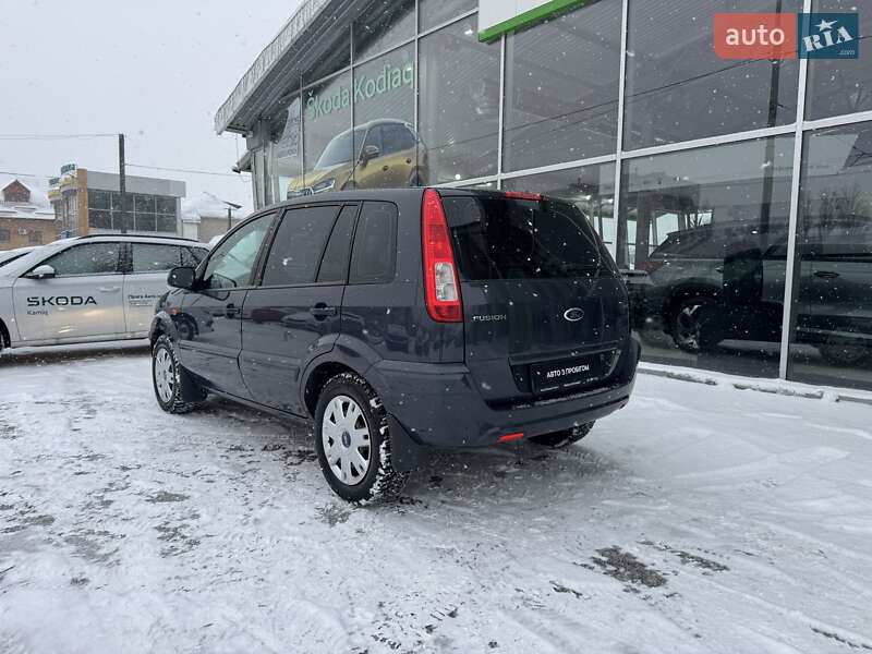 Хетчбек Ford Fusion 2011 в Києві