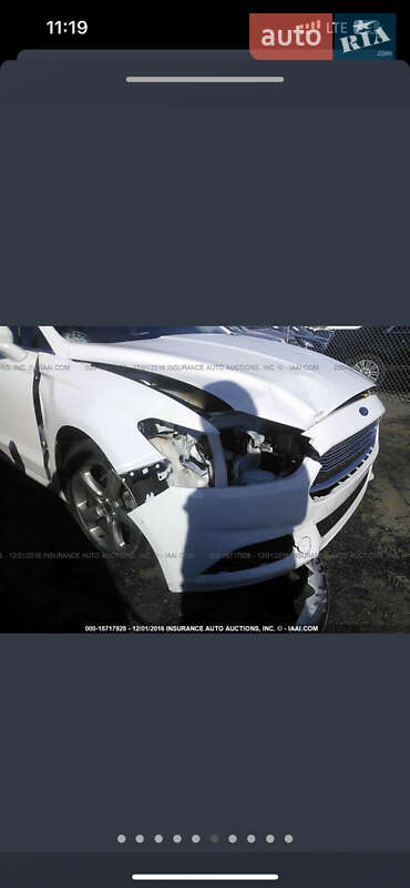 Седан Ford Fusion 2016 в Ужгороде