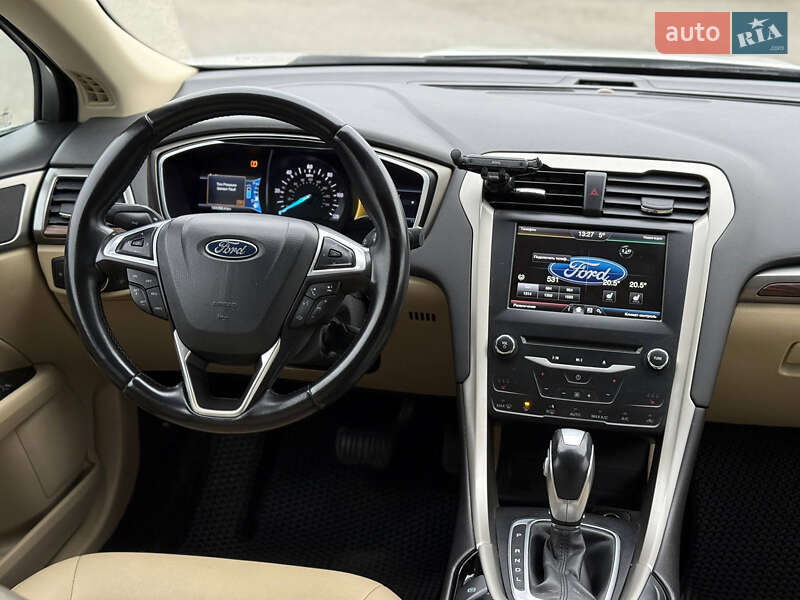 Седан Ford Fusion 2014 в Києві фото 24 Седан Ford Fusion 2014 в Києві