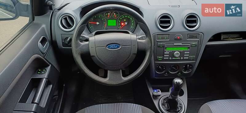 Хэтчбек Ford Fusion 2006 в Кропивницком