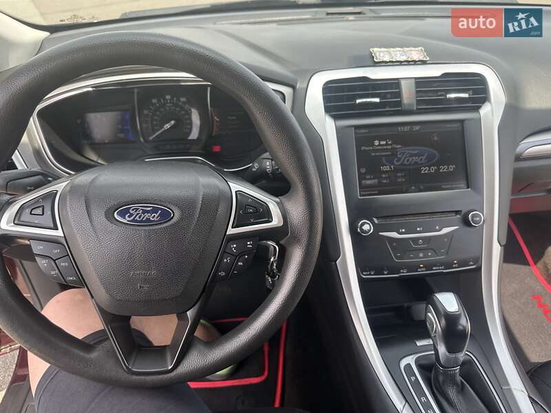 Седан Ford Fusion 2013 в Києві фото 3 Седан Ford Fusion 2013 в Києві