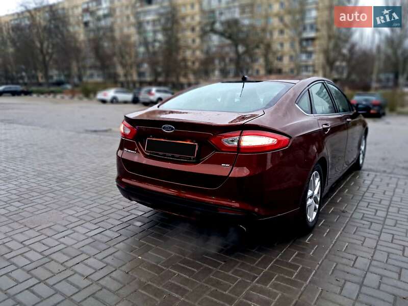 Седан Ford Fusion 2015 в Запоріжжі