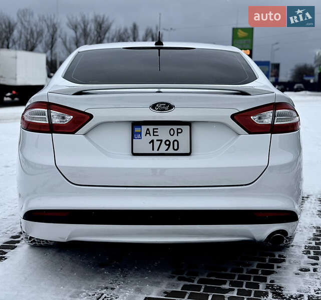 Седан Ford Fusion 2014 в Днепре
