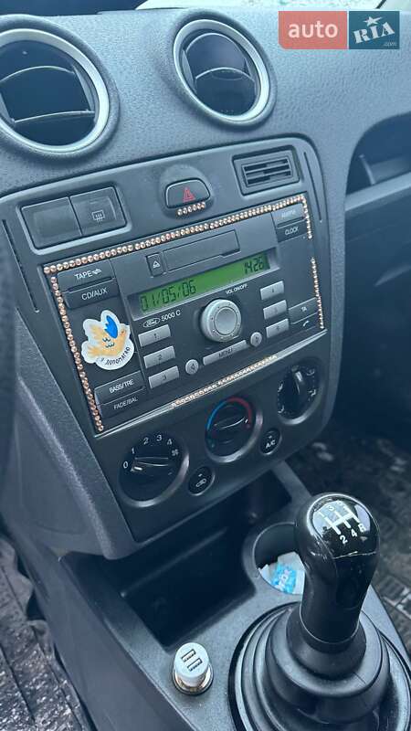 Хэтчбек Ford Fusion 2006 в Долине фото 8 Хэтчбек Ford Fusion 2006 в Долине