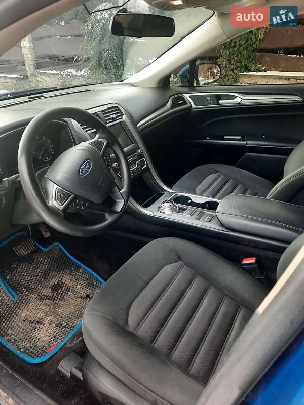 Седан Ford Fusion 2016 в Києві