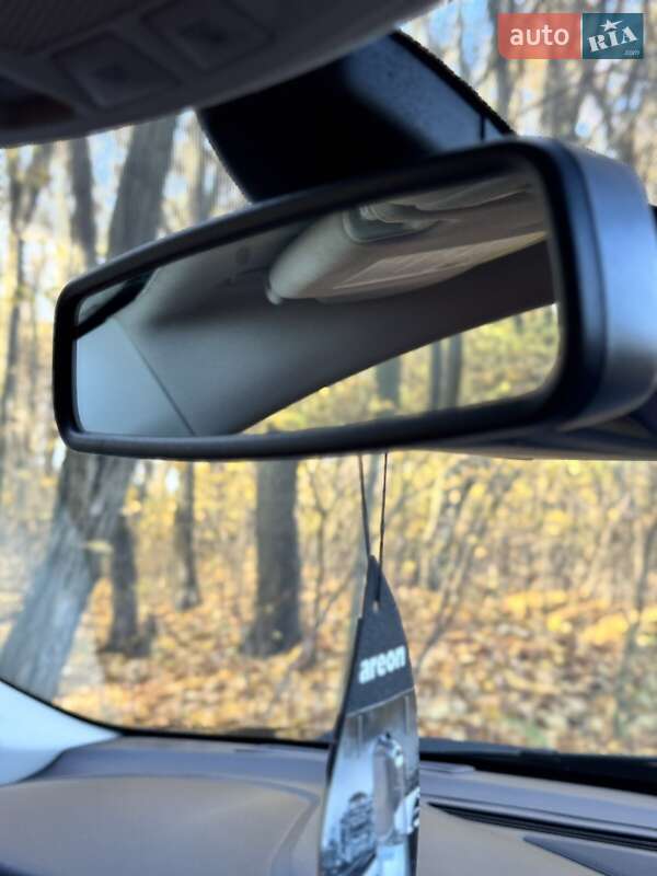 Седан Ford Fusion 2019 в Умани