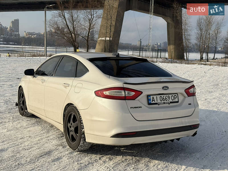 Седан Ford Fusion 2014 в Киеве фото 7 Седан Ford Fusion 2014 в Киеве