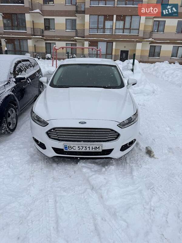 Седан Ford Fusion 2015 в Золочеве