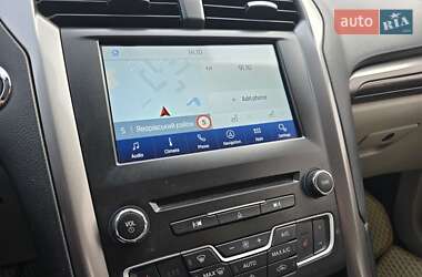 Седан Ford Fusion 2017 в Львове