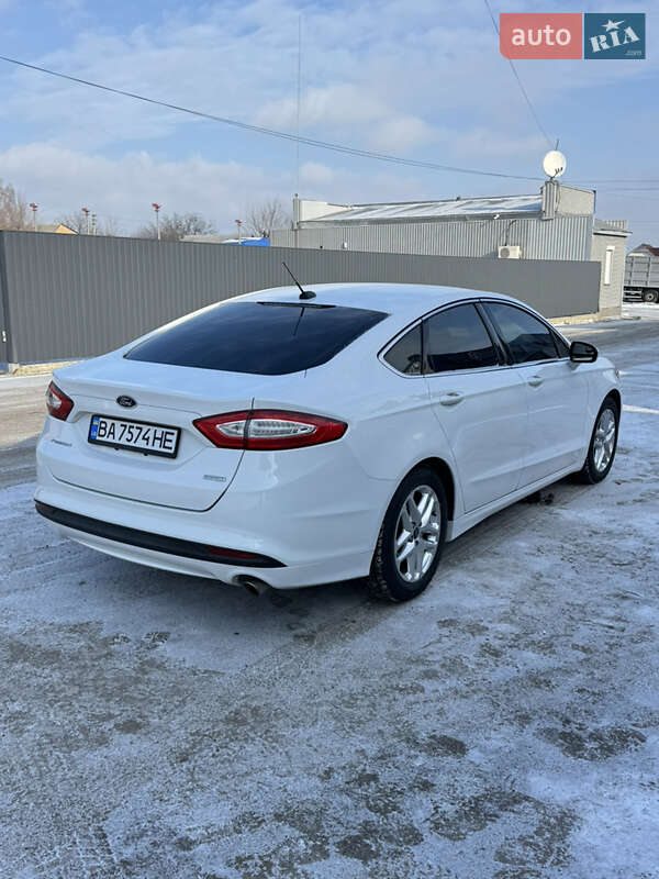 Седан Ford Fusion 2013 в Каменке