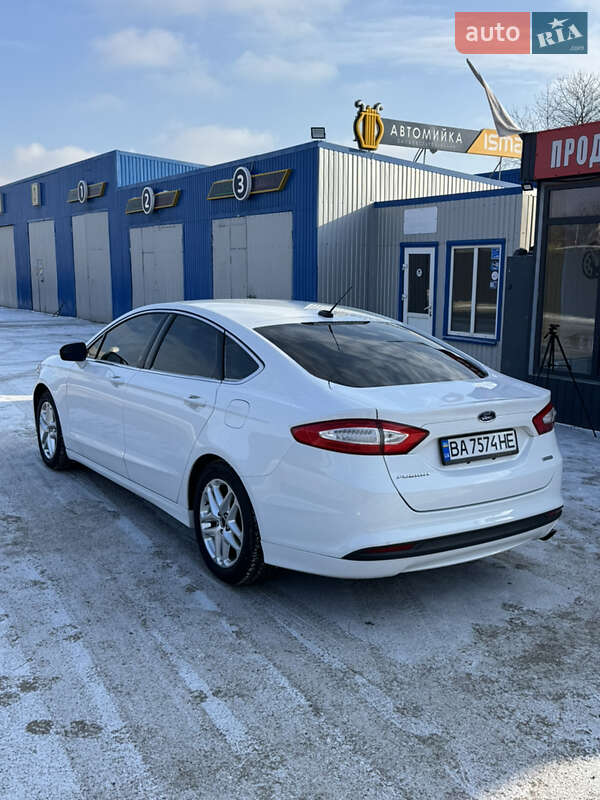 Седан Ford Fusion 2013 в Каменке