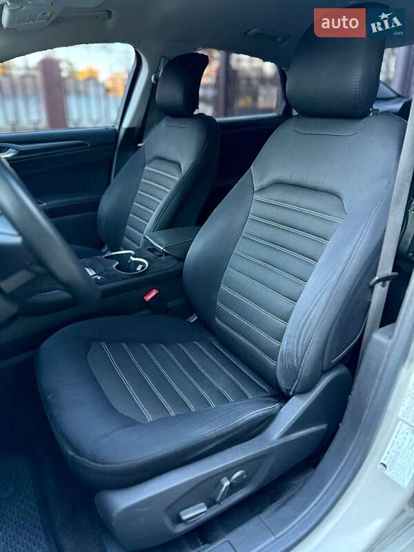 Седан Ford Fusion 2014 в Дніпрі