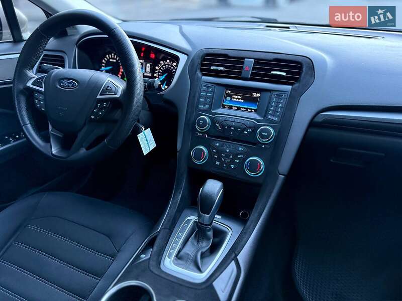 Седан Ford Fusion 2014 в Дніпрі