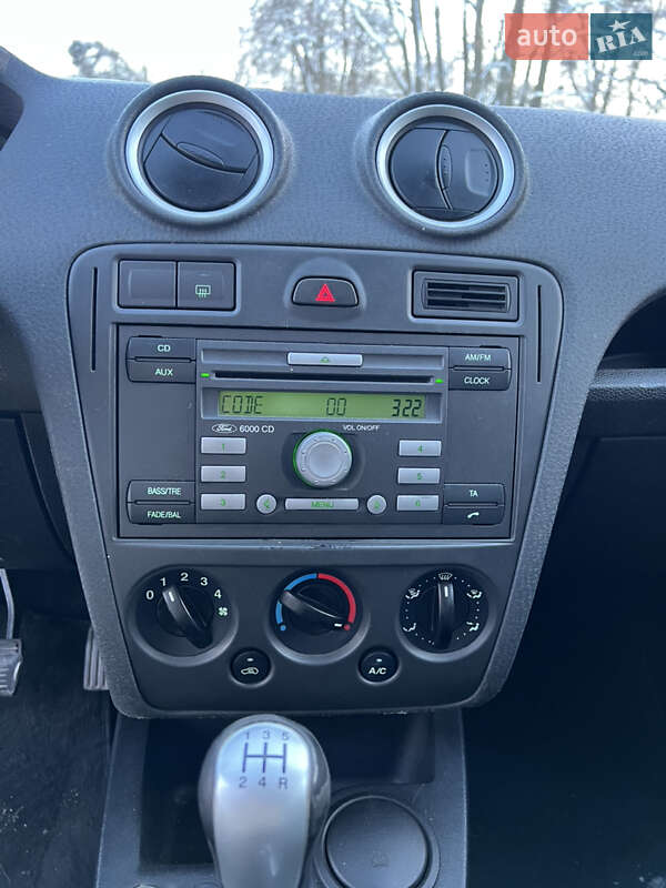 Хетчбек Ford Fusion 2007 в Звягелі