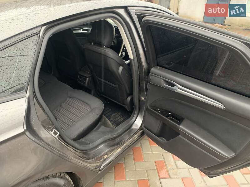 Седан Ford Fusion 2015 в Николаеве