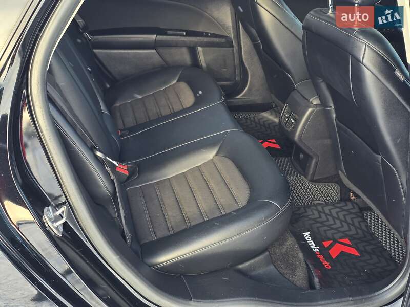 Седан Ford Fusion 2017 в Хмельницком