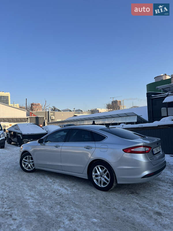Седан Ford Fusion 2013 в Киеве