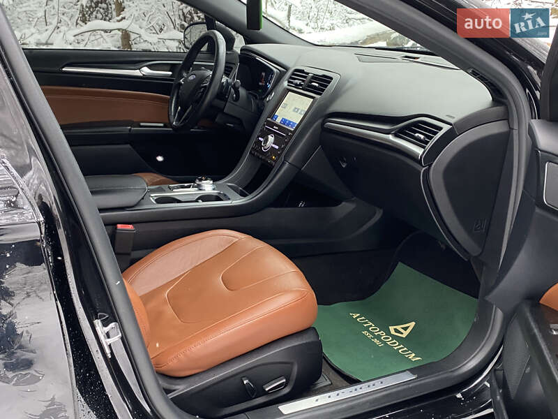 Седан Ford Fusion 2020 в Киеве
