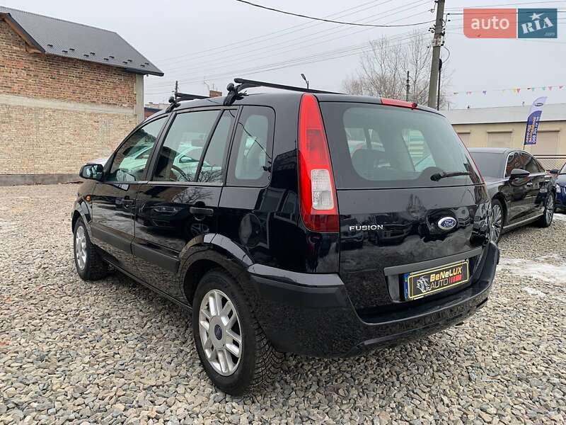 Хэтчбек Ford Fusion 2008 в Коломые