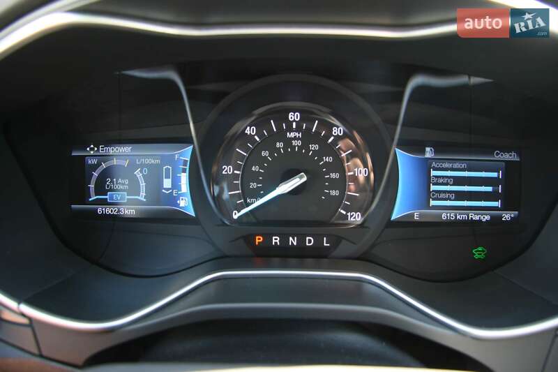 Седан Ford Fusion 2015 в Одесі