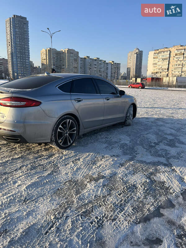 Седан Ford Fusion 2020 в Киеве
