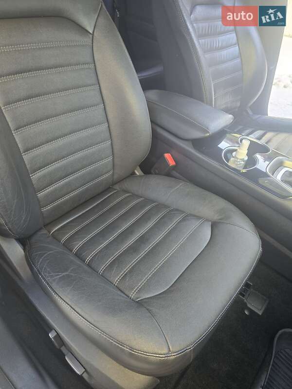 Седан Ford Fusion 2015 в Києві фото 35 Седан Ford Fusion 2015 в Києві