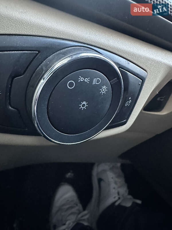 Седан Ford Fusion 2015 в Киеве