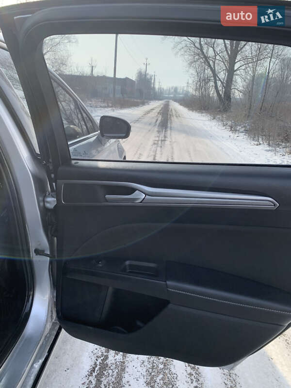 Седан Ford Fusion 2018 в Черкассах фото 17 Седан Ford Fusion 2018 в Черкассах