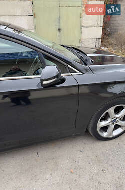 Седан Ford Fusion 2015 в Днепре