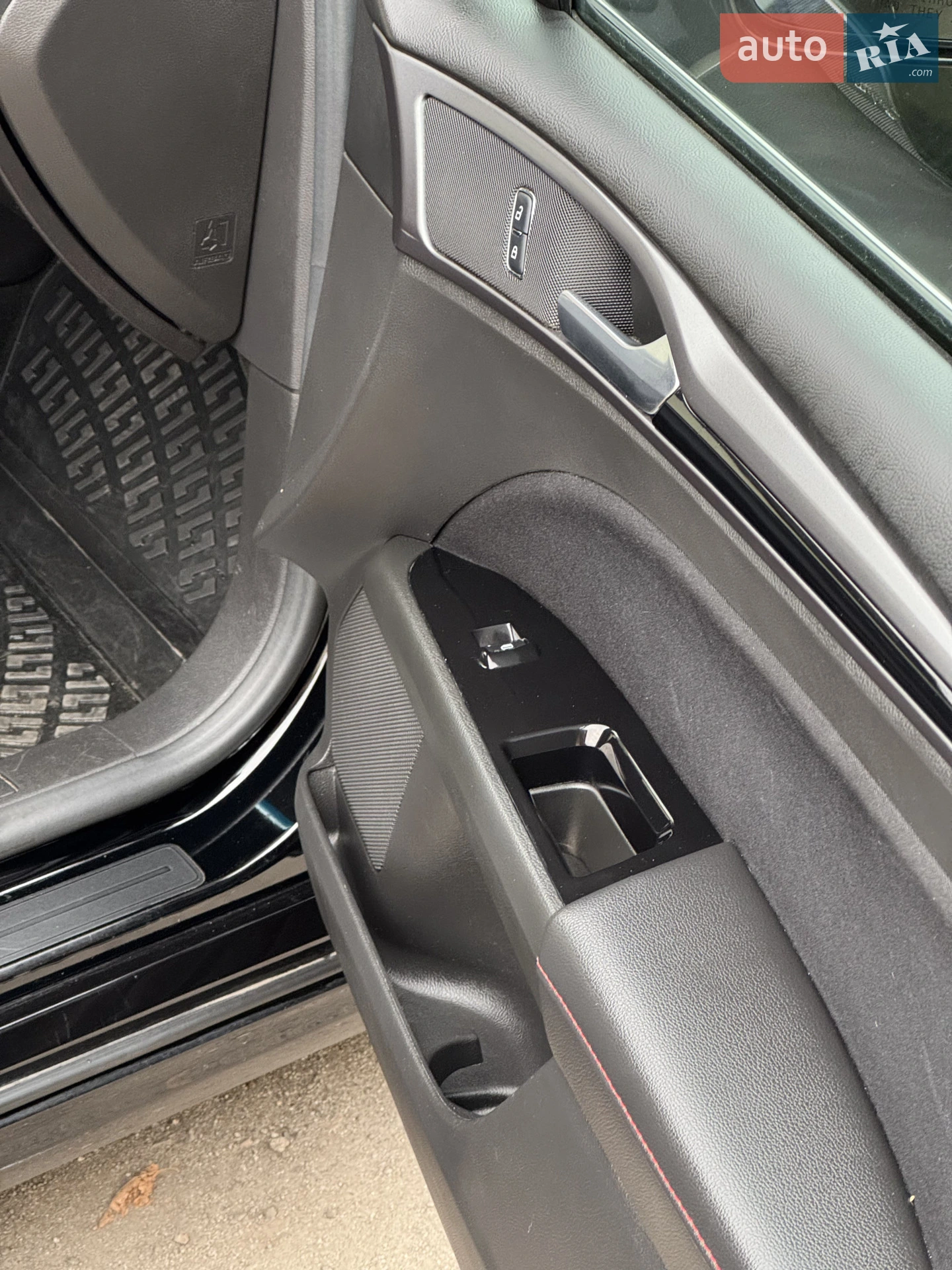 2015 Ford Fusion - мініатюра 47