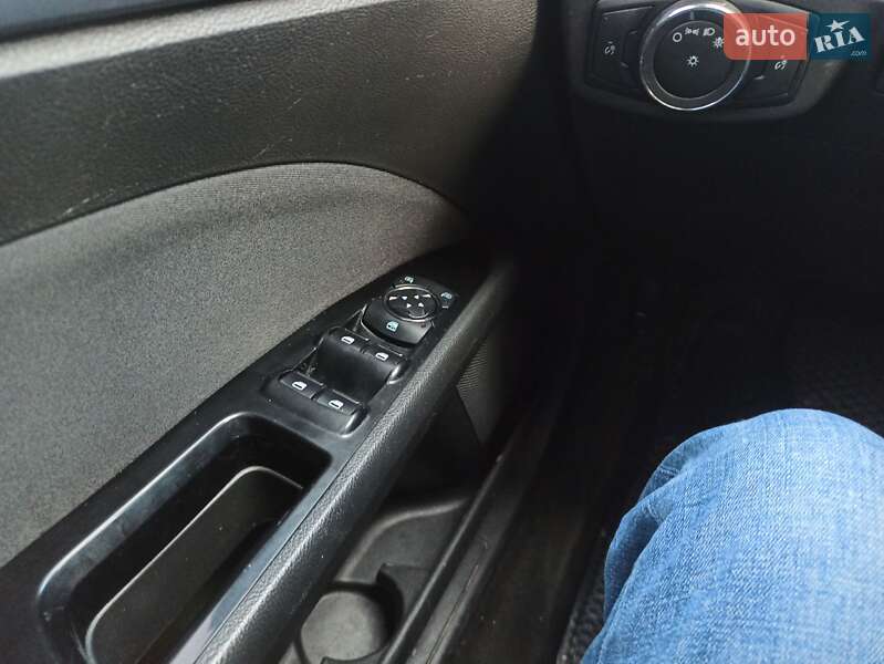 Седан Ford Fusion 2015 в Харкові