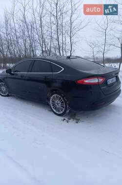 Седан Ford Fusion 2013 в Жовкве