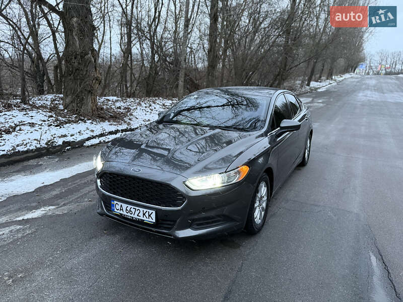 Седан Ford Fusion 2016 в Киеве фото 3 Седан Ford Fusion 2016 в Киеве