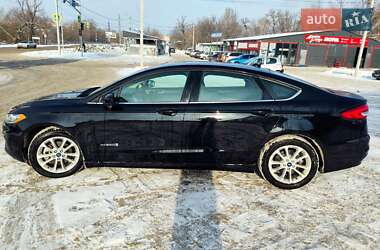 Седан Ford Fusion 2019 в Ірпені