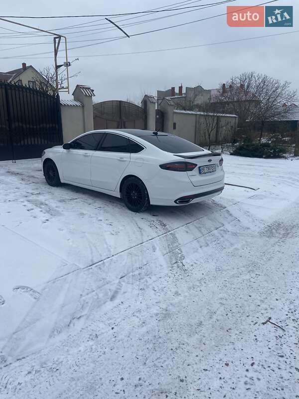 Седан Ford Fusion 2015 в Одессе