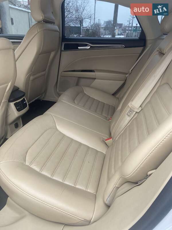 Седан Ford Fusion 2015 в Одессе