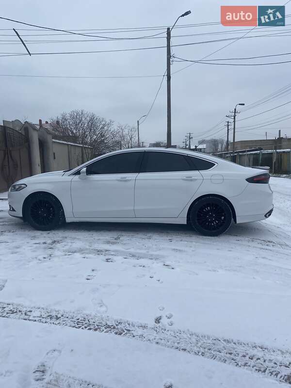 Седан Ford Fusion 2015 в Одессе
