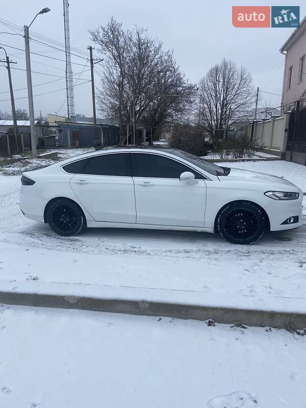 Седан Ford Fusion 2015 в Одессе