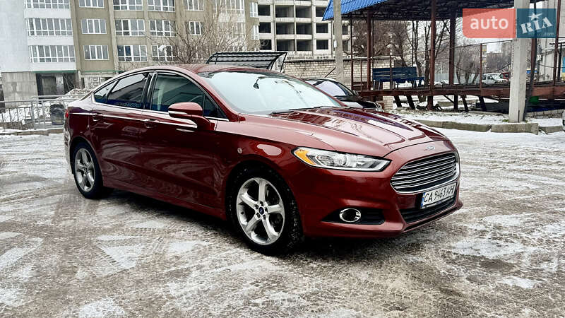 Седан Ford Fusion 2014 в Черкасах