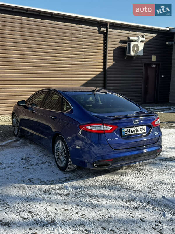 Седан Ford Fusion 2015 в Сумах