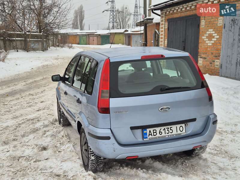 Хэтчбек Ford Fusion 2005 в Виннице