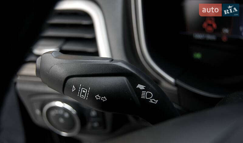 Седан Ford Fusion 2019 в Коростені