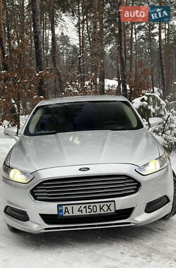 Седан Ford Fusion 2015 в Ирпене