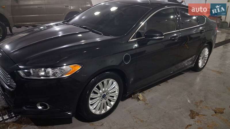Ford Fusion 2013