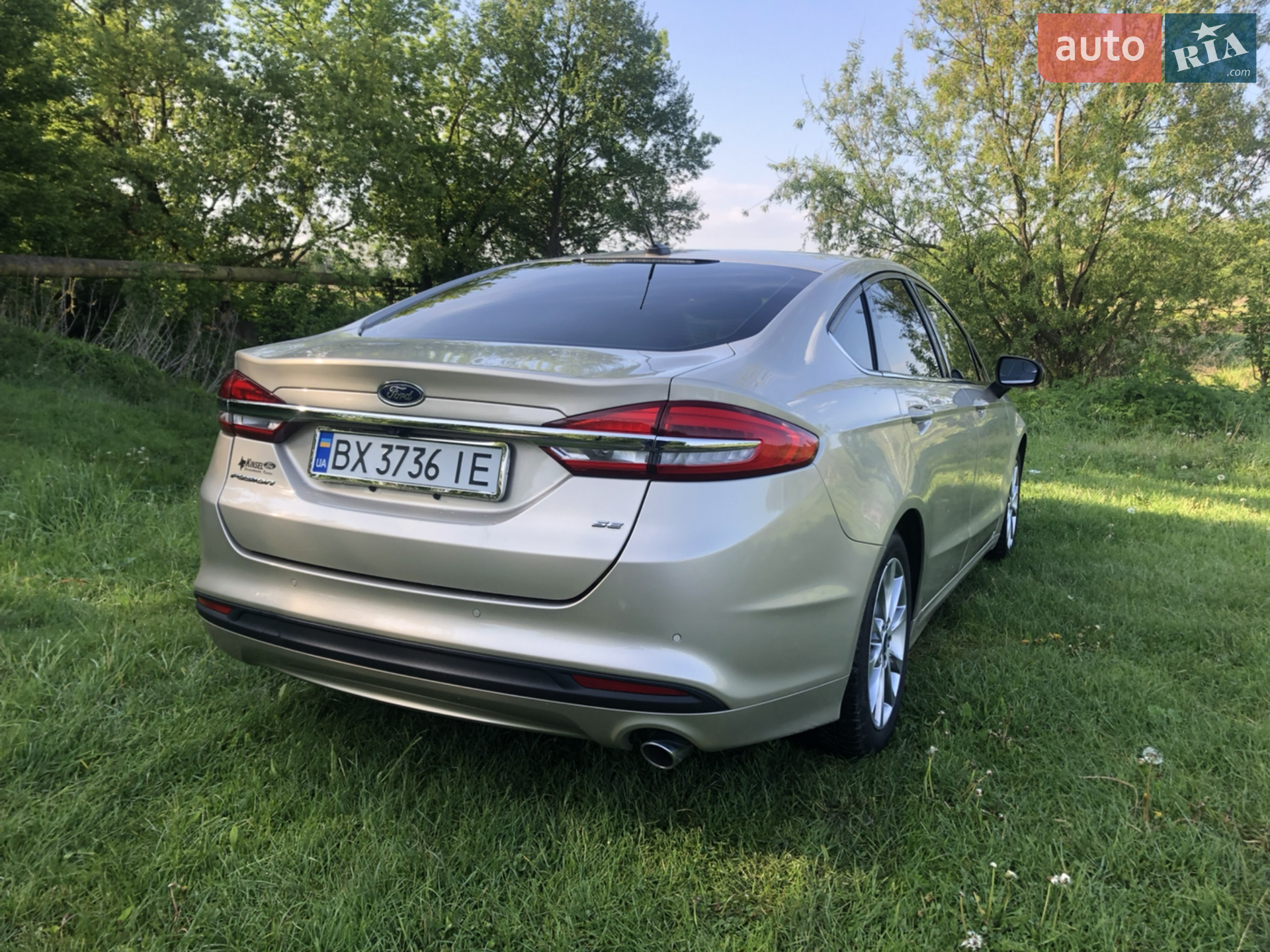 2017 Ford Fusion - мініатюра 18